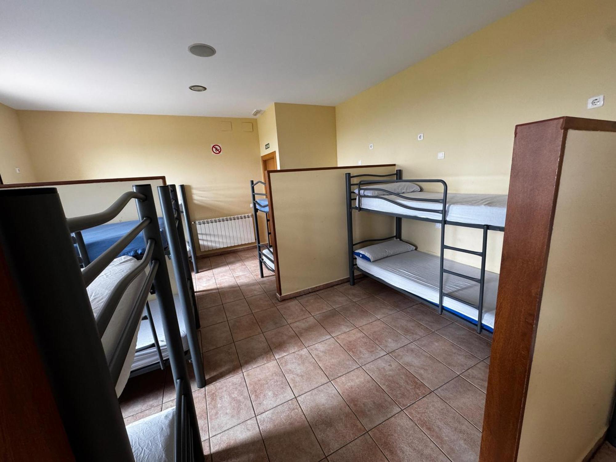 Albergue De Peregrino Cruz De Fierro Foncebadon Ngoại thất bức ảnh